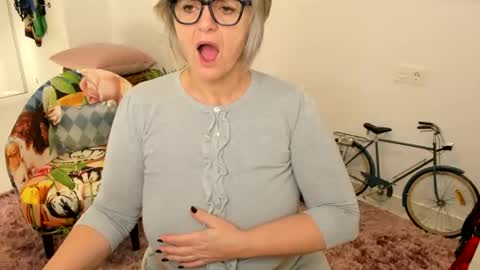 MilfElla online show from 01/30/25, 08:54