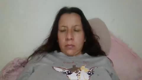 Snapshot of milfevha chatting on 03/12/25, 03:02 milfevha online show from 03/12/25, 03:02