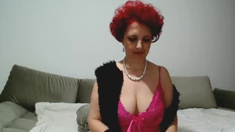 Milfsupreme online show from 02/25/25, 09:13