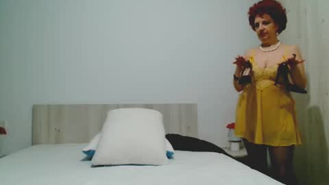 Milfsupreme online show from 03/11/25, 03:34