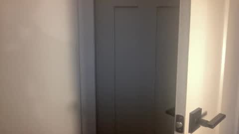 HungCollege online show from 03/08/25, 08:35