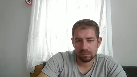Snapshot of milfhunter195 chatting on 06/03/26, 04:23 milfhunter195 online show from 06/03/26, 04:23