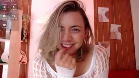 Snapshot of milfsecret69 chatting on 07/19/26, 11:14 Sara online show from 07/19/26, 11:14