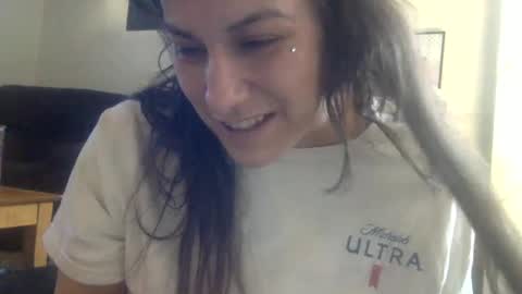 Snapshot of milfsfreaky69 chatting on 03/03/25, 06:44 BabygirlsFreaky online show from 03/03/25, 06:44