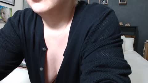 milfyanddaddy online show from 02/12/25, 11:30