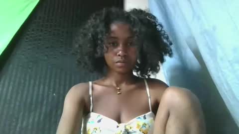 Snapshot of milinasy chatting on 02/18/26, 03:41 milinasy online show from 02/18/26, 03:41