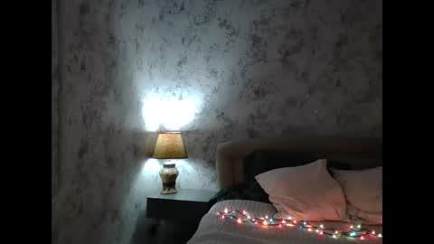 milissasii online show from 02/18/25, 05:10