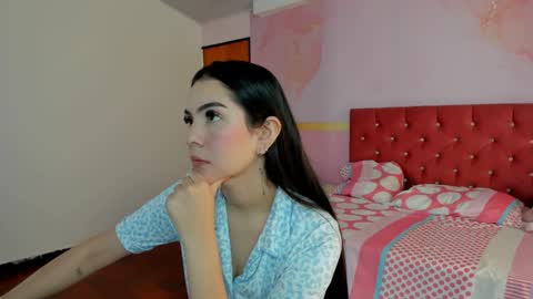 Snapshot of milk_candy16 chatting on 09/12/25, 12:16 S O F I A online show from 09/12/25, 12:16