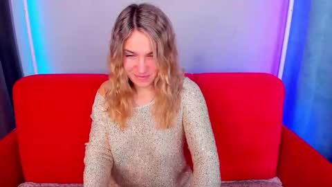 milkablond online show from 11/30/25, 12:58