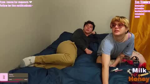 MilkandHoney online show from 11/10/25, 04:11