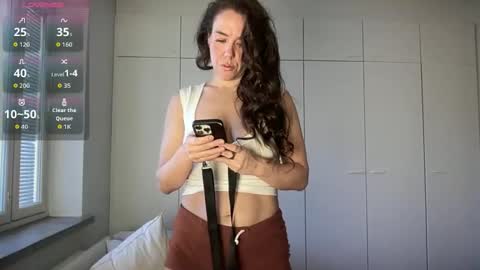 Milk online show from 04/08/26, 08:36