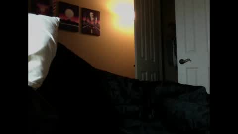 Milk Chocolate Sensei online show from 12/30/24, 03:25