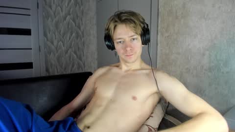 Isaac online show from 02/04/25, 05:21