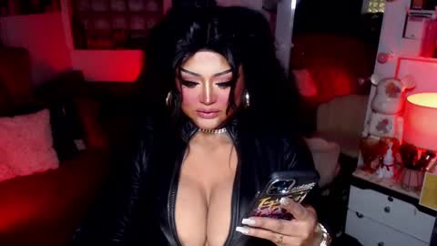 milkshakelavinia online show from 01/31/25, 07:39