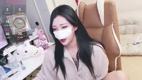 Snapshot of milksola chatting on 05/05/26, 12:24 milksola online show from 05/05/26, 12:24