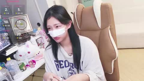 Snapshot of milksola chatting on 05/24/26, 01:05 milksola online show from 05/24/26, 01:05