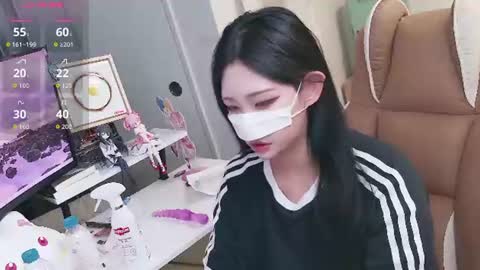 Snapshot of milksola chatting on 06/16/26, 11:46 milksola online show from 06/16/26, 11:46