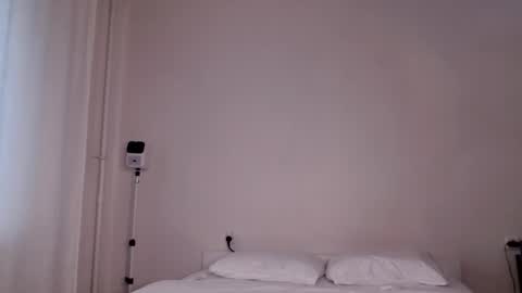 milky__way_ online show from 10/24/25, 10:33