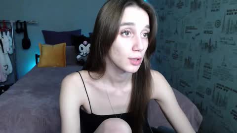 Milky online show from 12/01/25, 11:59