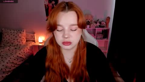 Lisa online show from 10/26/25, 09:59