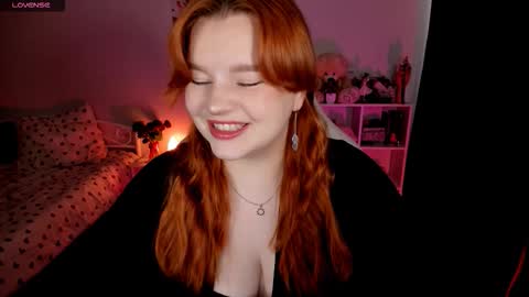 Lisa online show from 11/01/25, 05:42