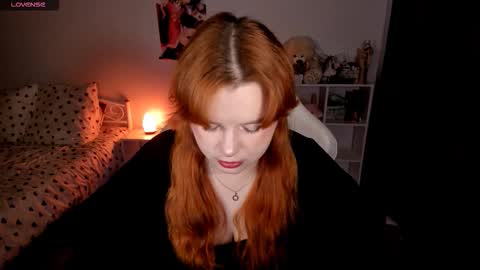 Lisa online show from 11/10/25, 05:28