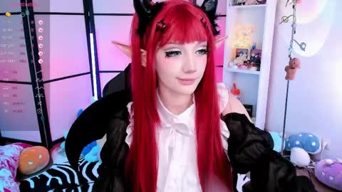 Snapshot of milkycute chatting on 05/18/26, 08:14 milky cute online show from 05/18/26, 08:14