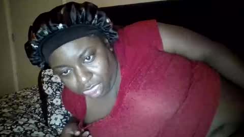 Pretty wet brown online show from 10/09/25, 02:09