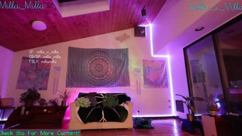 milla_milla online show from 12/16/24, 12:59