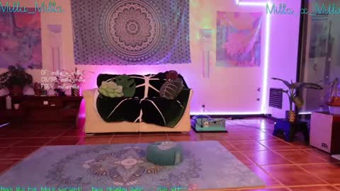 milla_milla online show from 12/17/24, 03:06