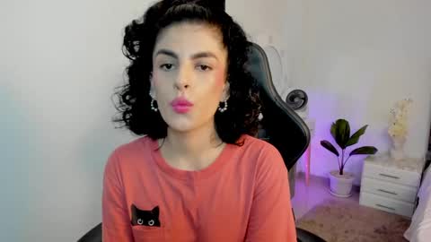 Milagros online show from 12/04/24, 07:06