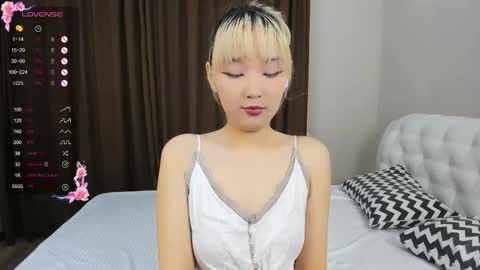 Milla or just Mi online show from 10/25/25, 12:45