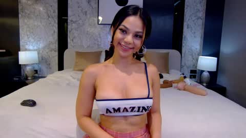 Snapshot of millabelle chatting on 03/01/25, 04:58 MillaBelle online show from 03/01/25, 04:58