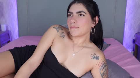 MillaBliss online show from 03/04/25, 11:22