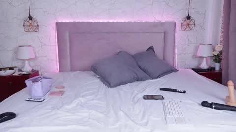 MillaBliss online show from 03/12/25, 08:41