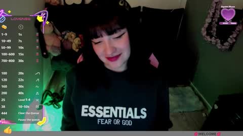 millandiux online show from 10/23/25, 11:57