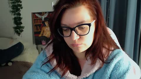 Milla online show from 12/04/24, 05:33