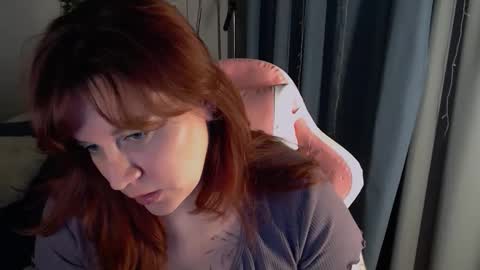 Milla online show from 10/15/25, 09:04