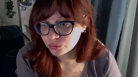 Milla online show from 10/24/25, 06:37