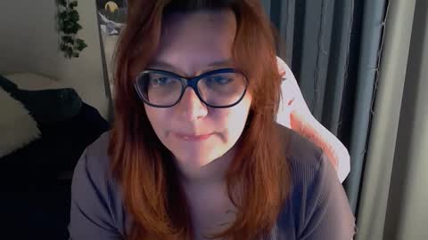 Milla online show from 11/15/25, 10:48