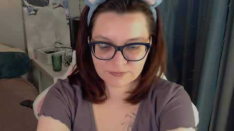 Milla online show from 02/18/26, 11:01