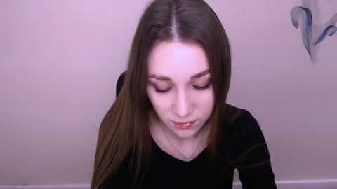 Milla online show from 12/15/25, 09:24