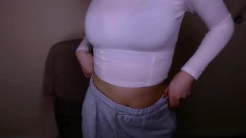 Milla online show from 02/06/26, 12:30