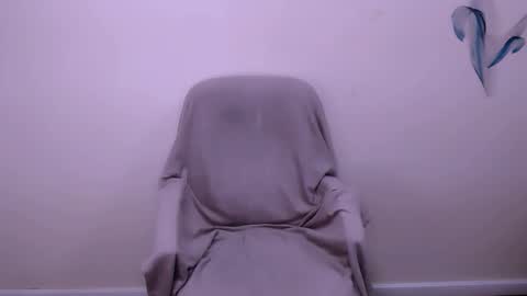 Milla online show from 02/12/26, 09:04