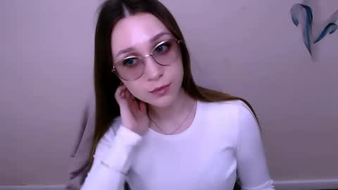 Milla online show from 03/23/26, 10:19