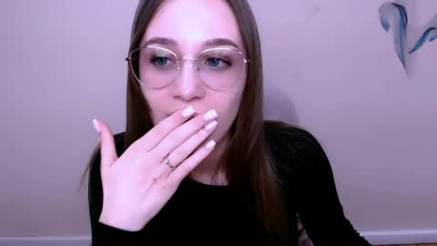 Milla online show from 04/23/26, 10:58