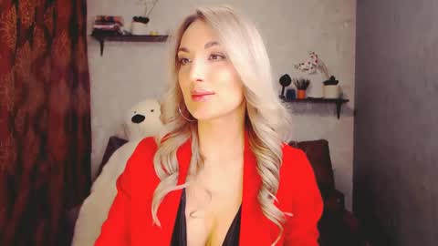 Snapshot of millaxqueen chatting on 01/30/25, 03:08 MillaXQueen online show from 01/30/25, 03:08