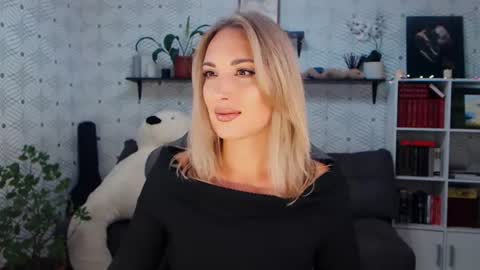 MillaXQueen online show from 07/12/26, 03:14