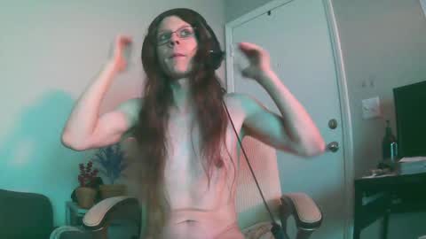 Snapshot of millenamoo chatting on 09/24/25, 05:00 millenamoo online show from 09/24/25, 05:00