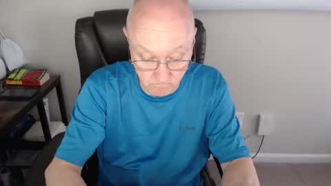 millenium0129 online show from 04/15/26, 06:37